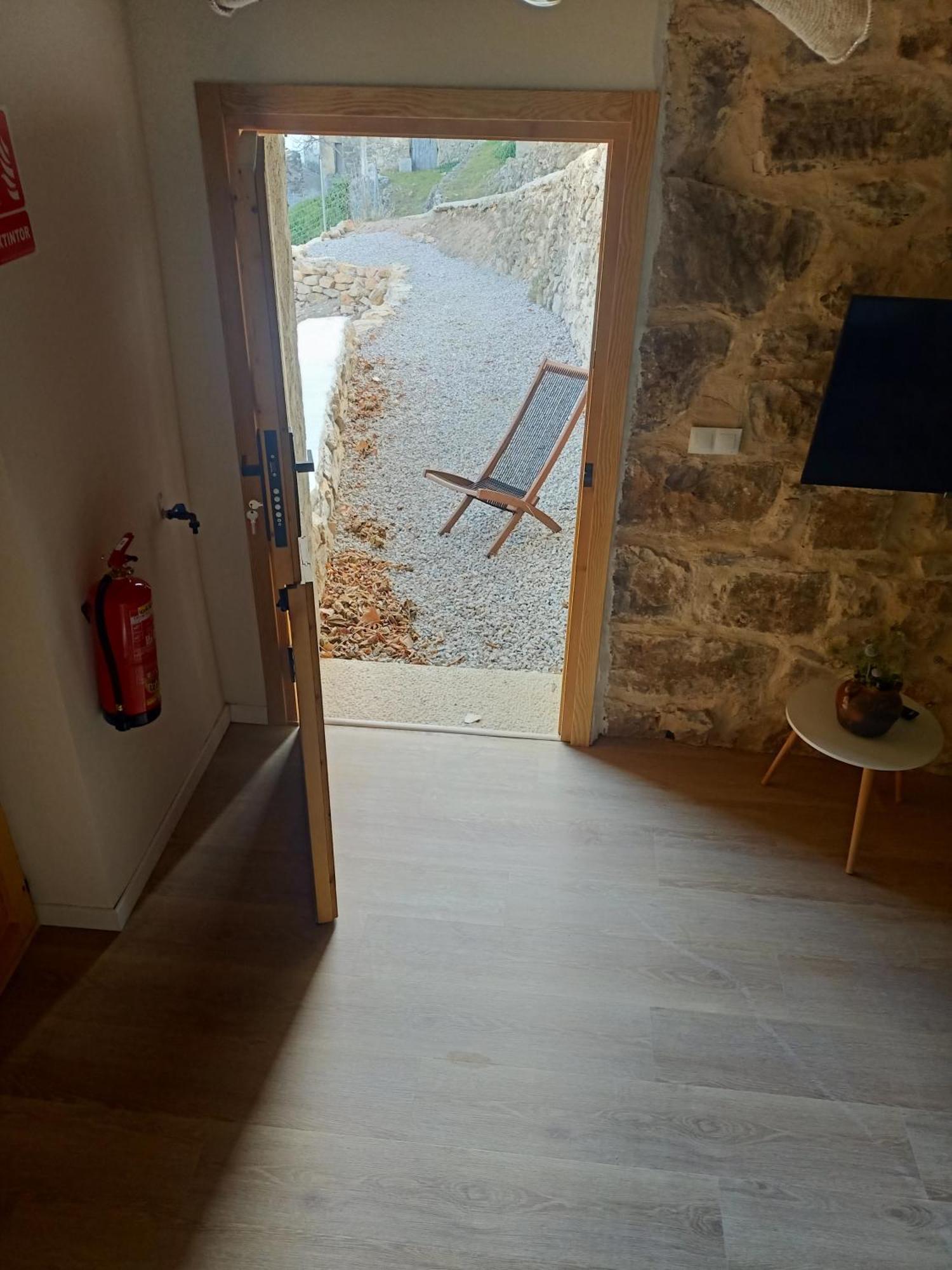 Cara Norte , Casa Rural-Castillo De Villamalefa Екстериор снимка